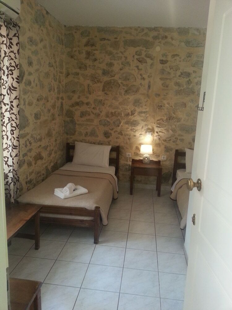 Hotel Hariklia Rent Rooms