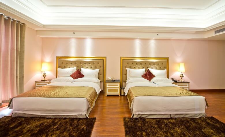 The Royal Pinnacle Hotel