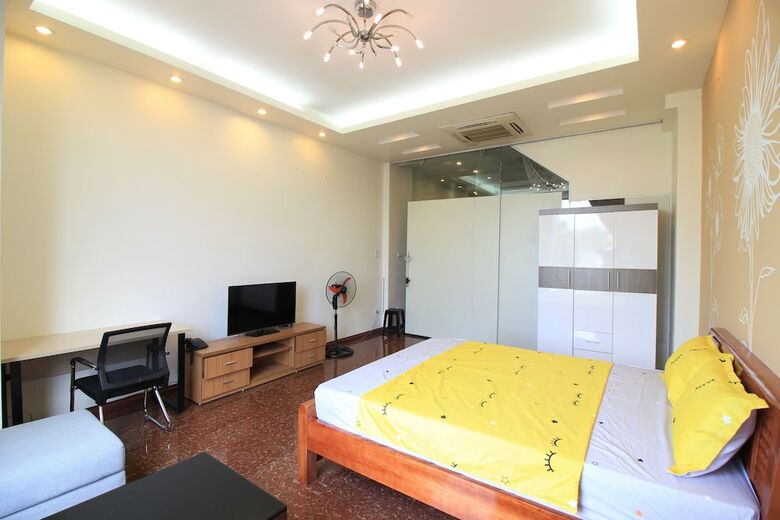 Hotel Mirr Homestay