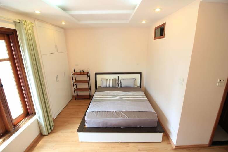 Hotel Mirr Homestay