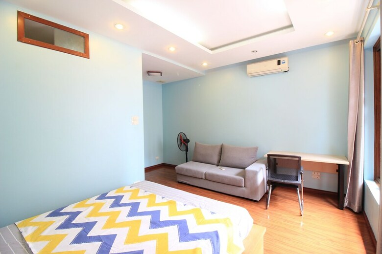 Hotel Mirr Homestay