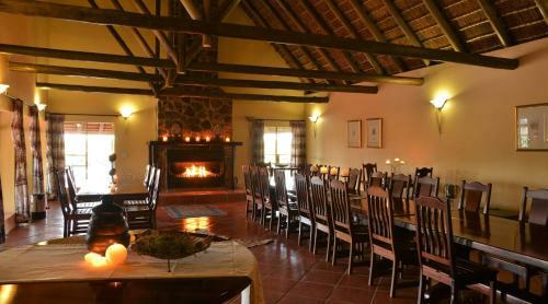 Lodge Qabe Private Safaris