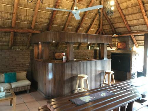 Hostal Bushmen Inn