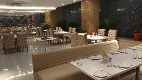 Hotel Pacific