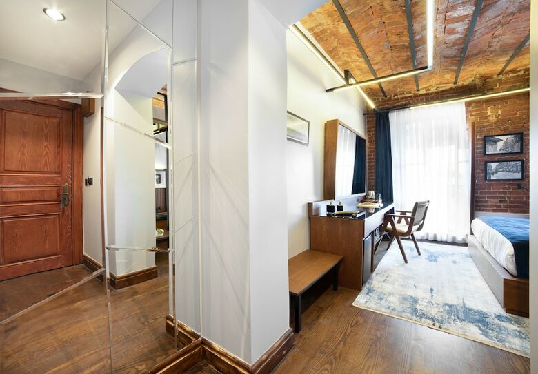 Decamondo Galata, A Tribute Portfolio Hotel