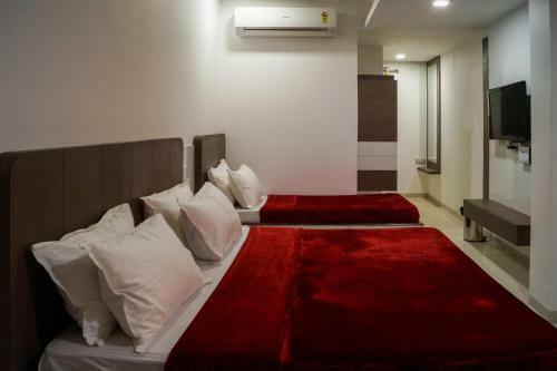 Hotel Grand Paradise