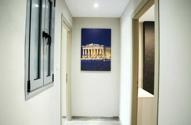 Apartamentos Athens Jacuzzi Suite