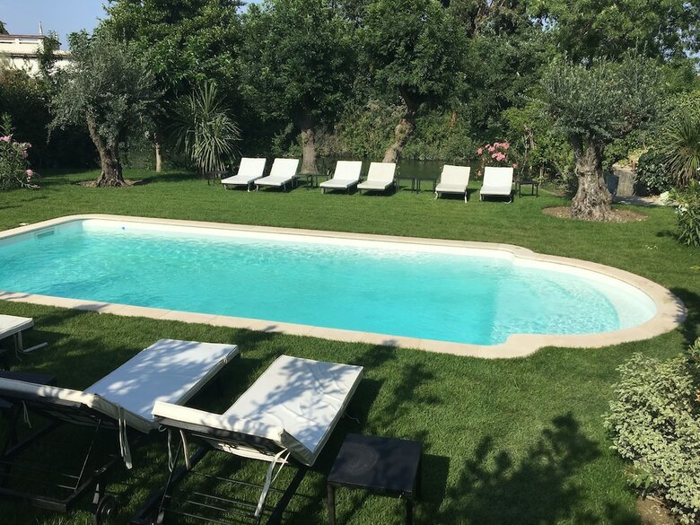 Hotel Villa Louise-rose