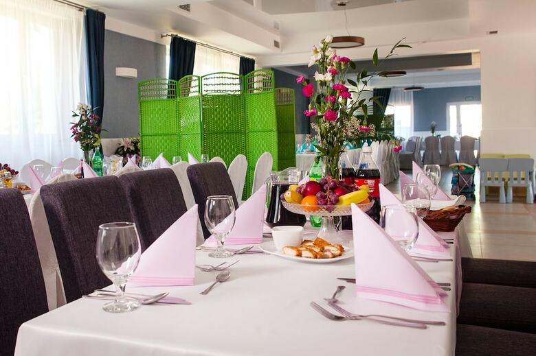 Hotel Villa I Restauracja Tymotka