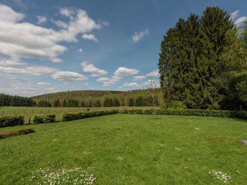 Holiday Home Les Iris Libin