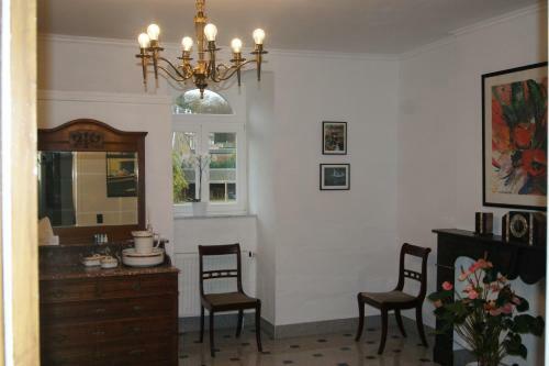 Hostal Chateau Neufays