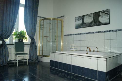Hostal Chateau Neufays