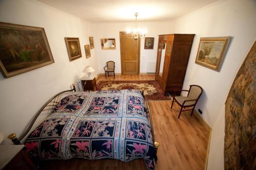 Hostal Chateau Neufays