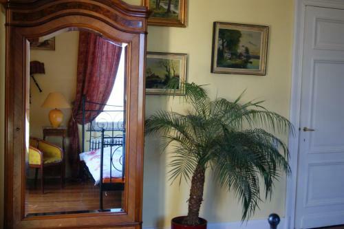 Hostal Chateau Neufays