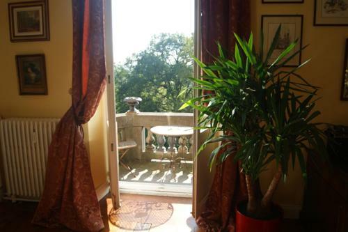 Hostal Chateau Neufays