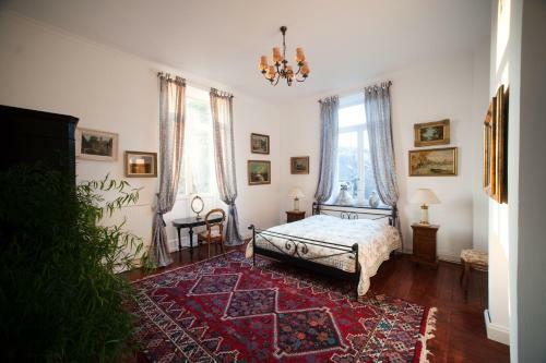 Hostal Chateau Neufays