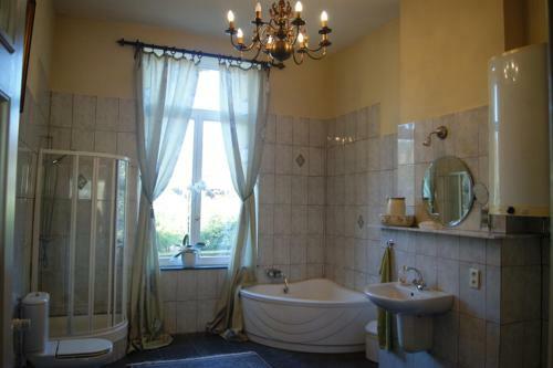 Hostal Chateau Neufays
