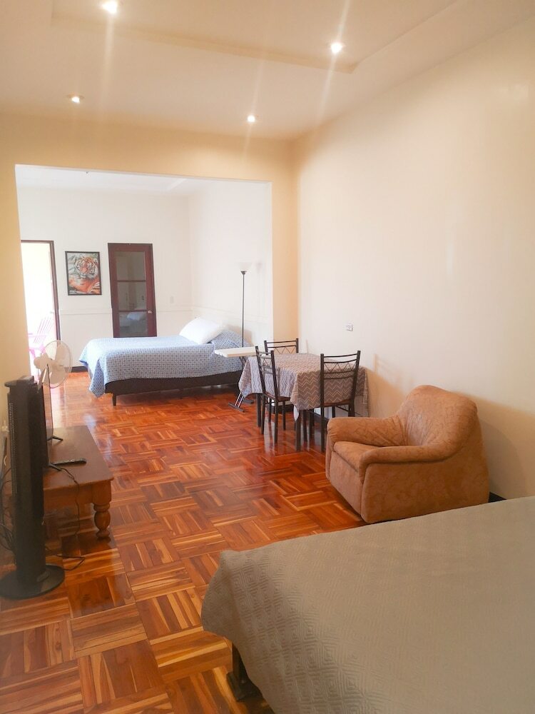 Hotel Ester's Place