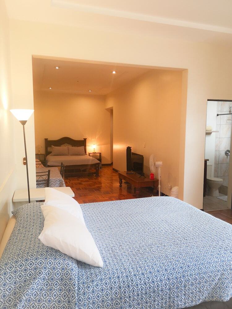Hotel Ester's Place