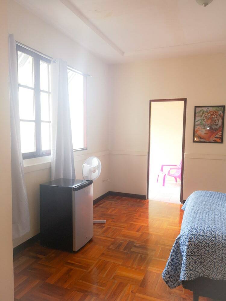 Hotel Ester's Place