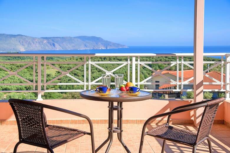 Aqua Mare Villa With Heated Pool
