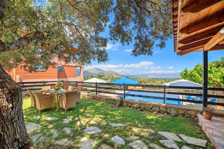 Aqua Mare Villa With Heated Pool