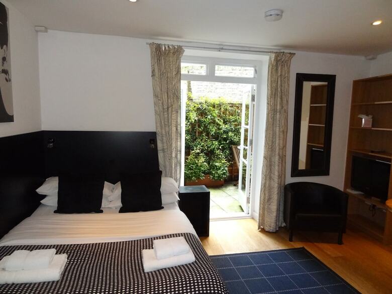 Studios 2 Let Serviced Apartments - Cartwright Gardens