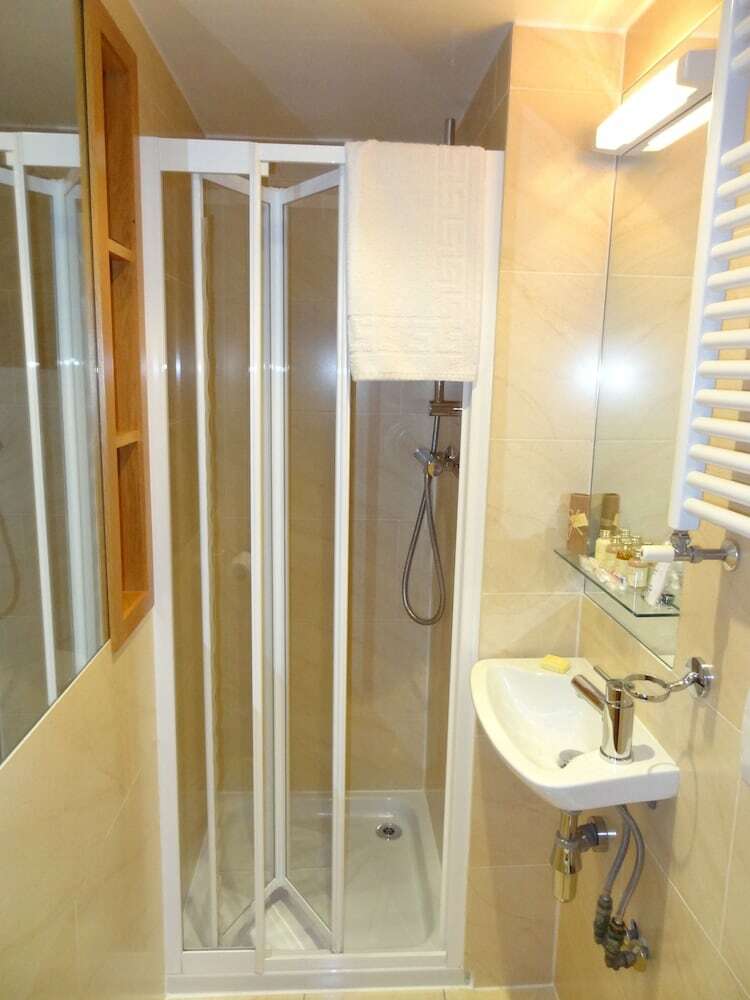 Studios 2 Let Serviced Apartments - Cartwright Gardens