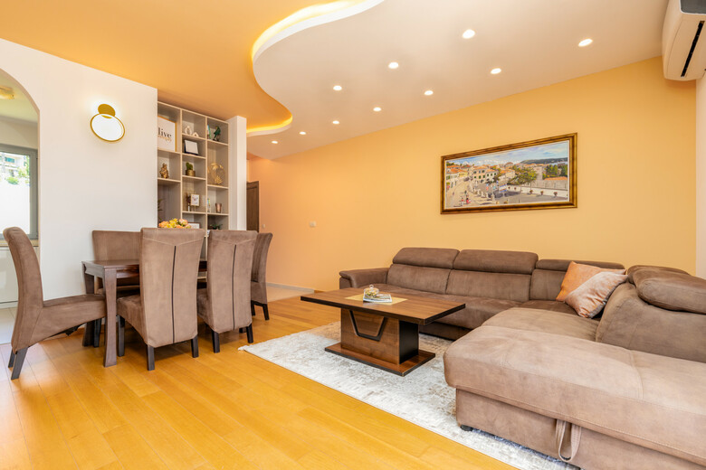 Apart Hotel Ms Katunjanin