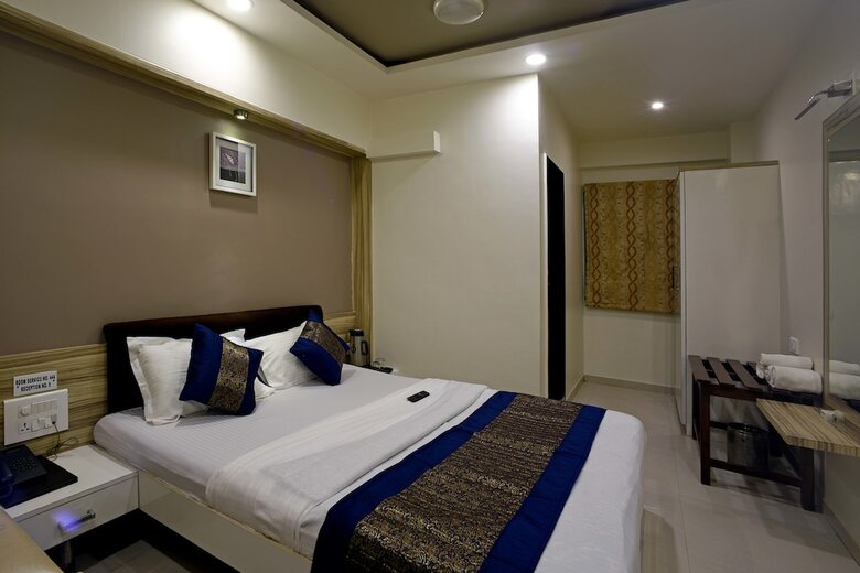 Hotel Middle Town