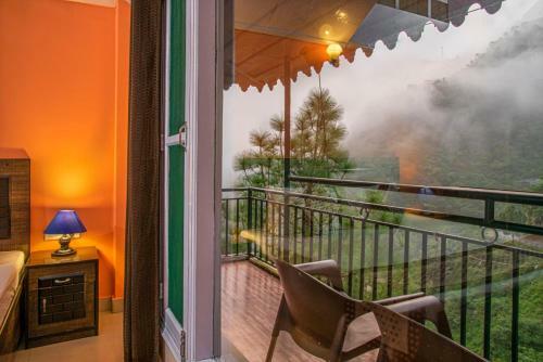 Hotel Safarmaina Resort