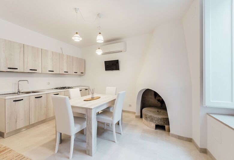 Secret Garden - Suites & Apartments