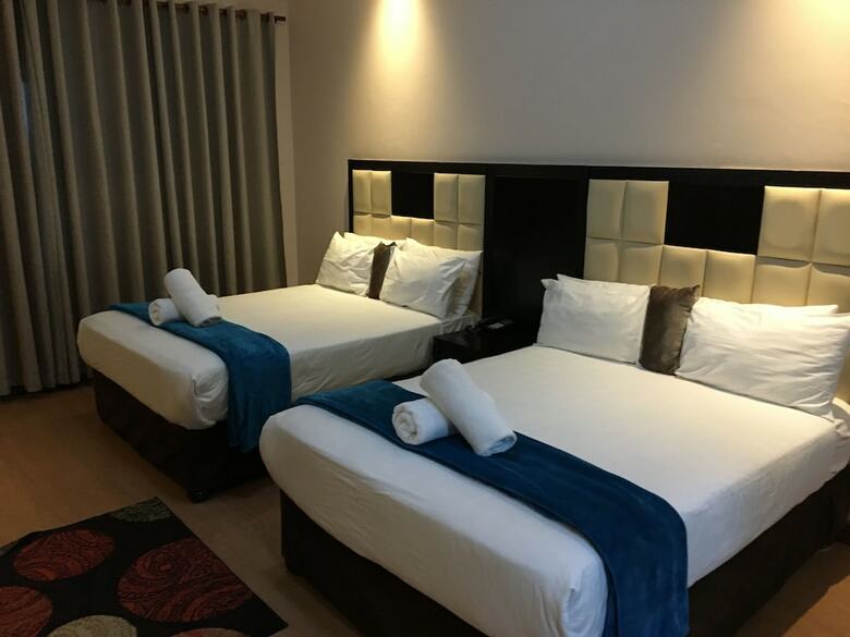 Al Hamra Hotel