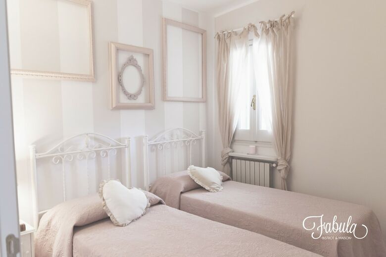 Bed & Breakfast Fabula Maison