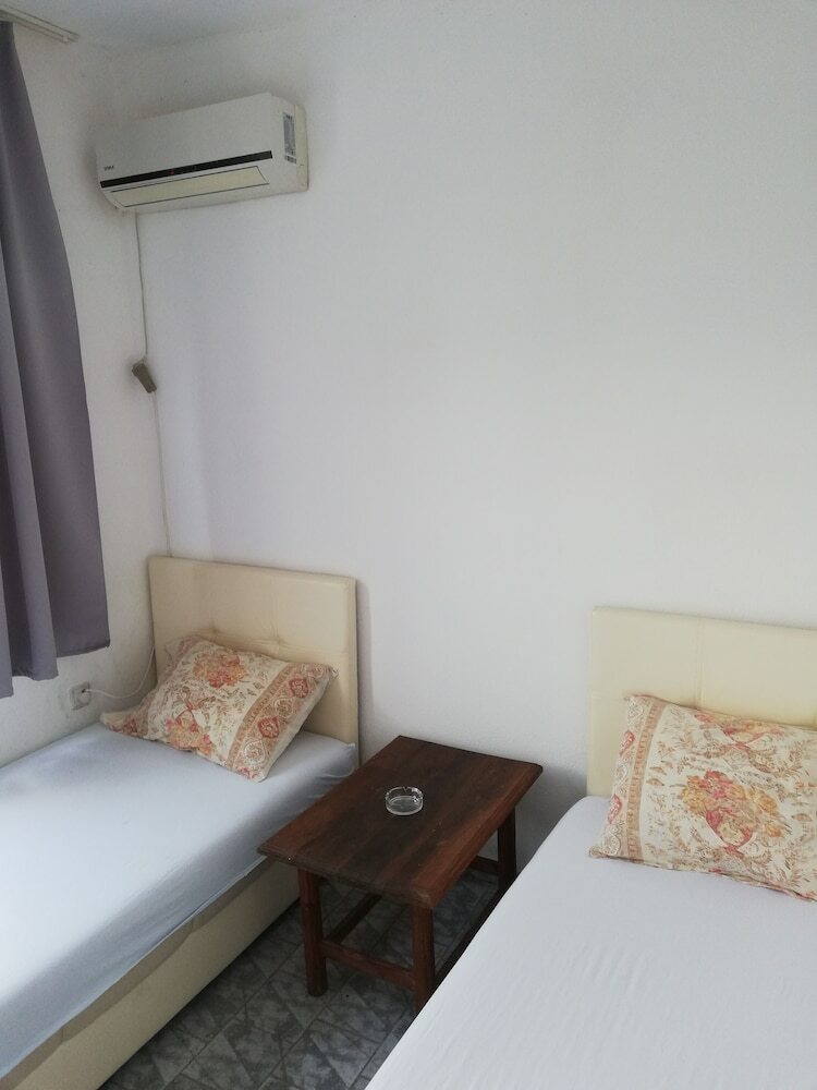 Hostal Apartmens & Rooms Sunset