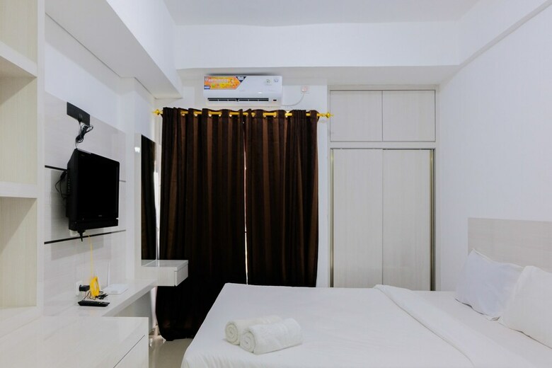 Simple Studio Room At Poris 88 Apartment