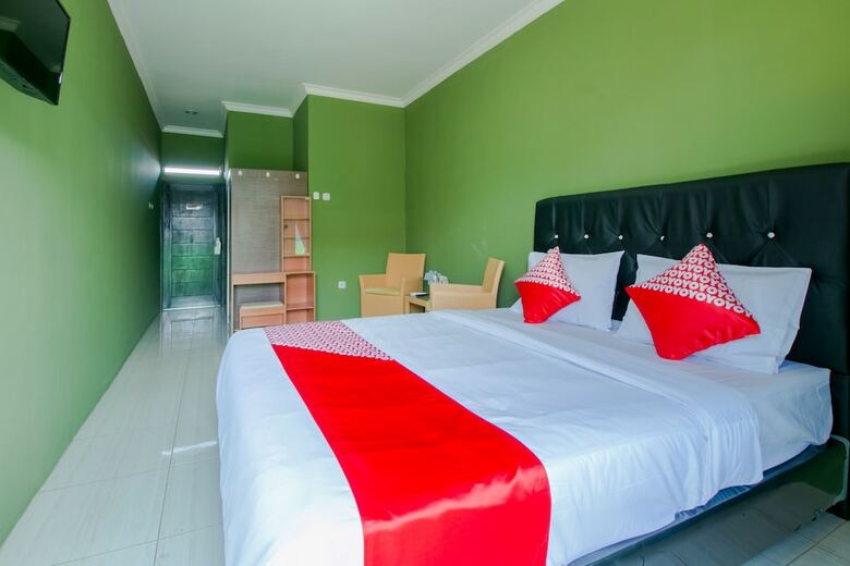 Hotel Oyo 1014 Bettah Coba 2 Sukabumi