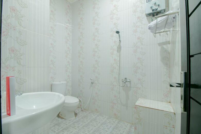 Hotel Oyo 1014 Bettah Coba 2 Sukabumi