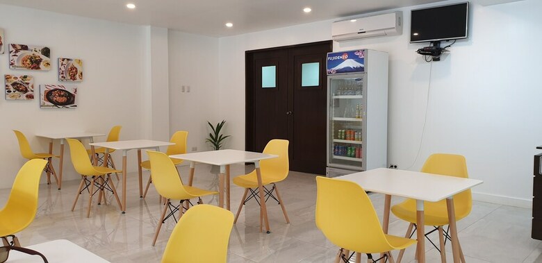 Hotel Alegria Water Front Beach House