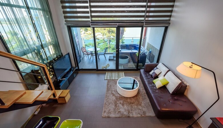 Tongyeong Honey Spa Pension