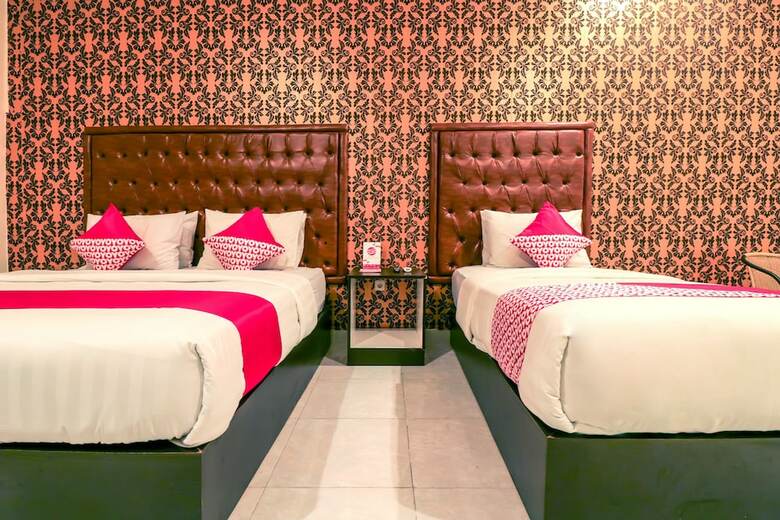 Hostal Oyo 1117 New Garuda Hotel