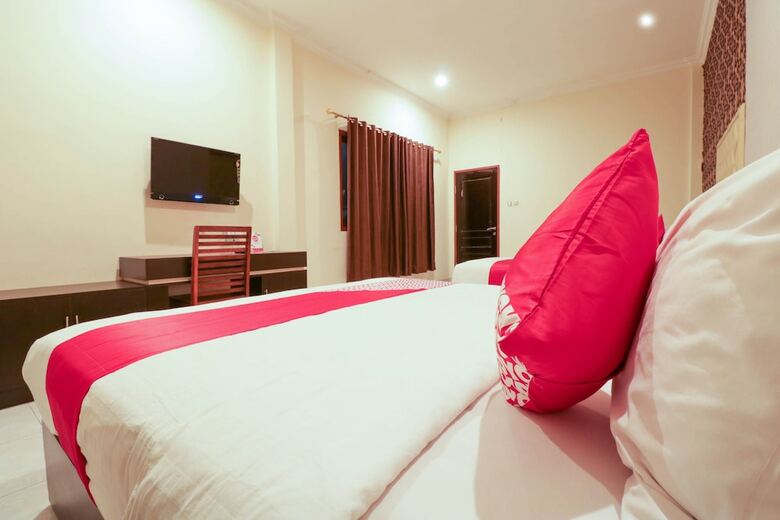 Hostal Oyo 1117 New Garuda Hotel