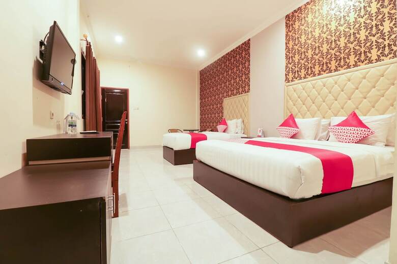 Hostal Oyo 1117 New Garuda Hotel
