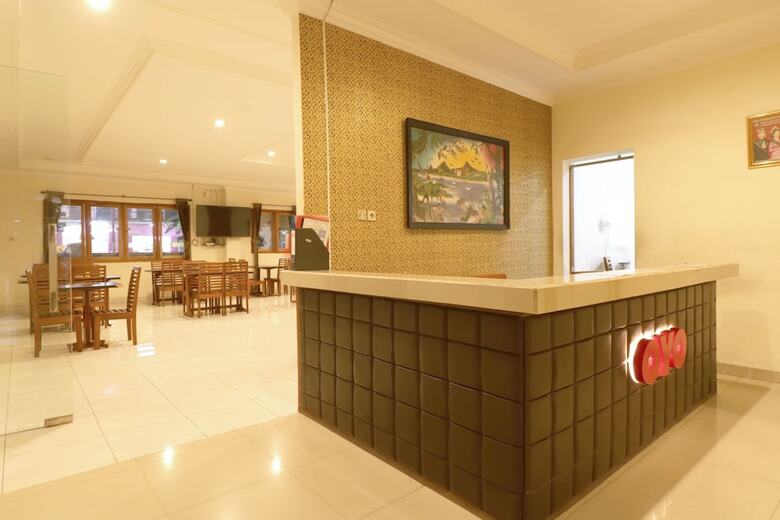 Hostal Oyo 1117 New Garuda Hotel