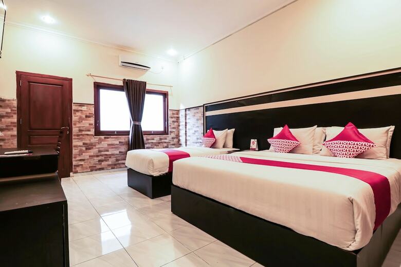Hostal Oyo 1117 New Garuda Hotel