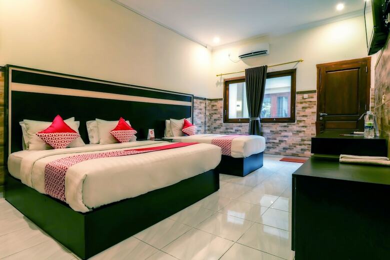 Hostal Oyo 1117 New Garuda Hotel