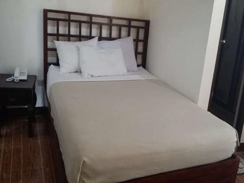 The Hotel Amancio Cordon Isabela