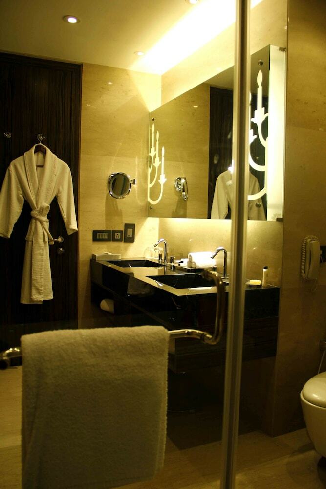 Hotel Fraser Suites New Delhi