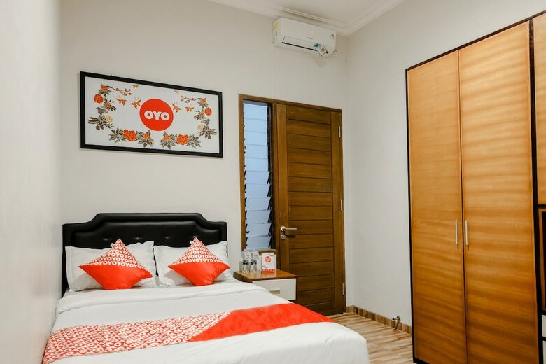 Hostal Oyo 1023 Junggo Tentrem