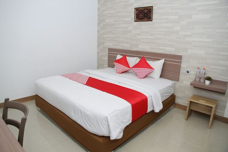 Oyo 1265 Zamrud Hotel